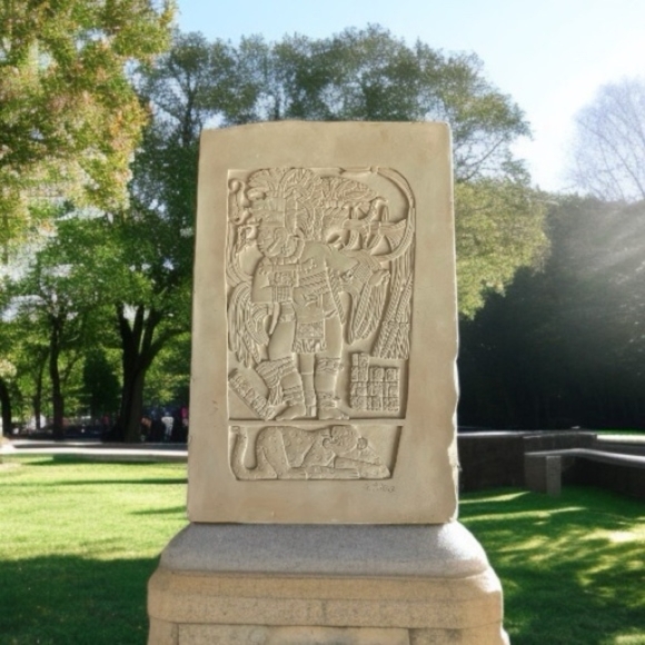 Carved Limestone Mayan Bas-Relief Panel By Artist GILBERTO SILVA RIVERA Plaque - Picture 1 of 7